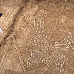 TRES DESTINOS EN UN DÍA: PARACAS, NASCA E ICA